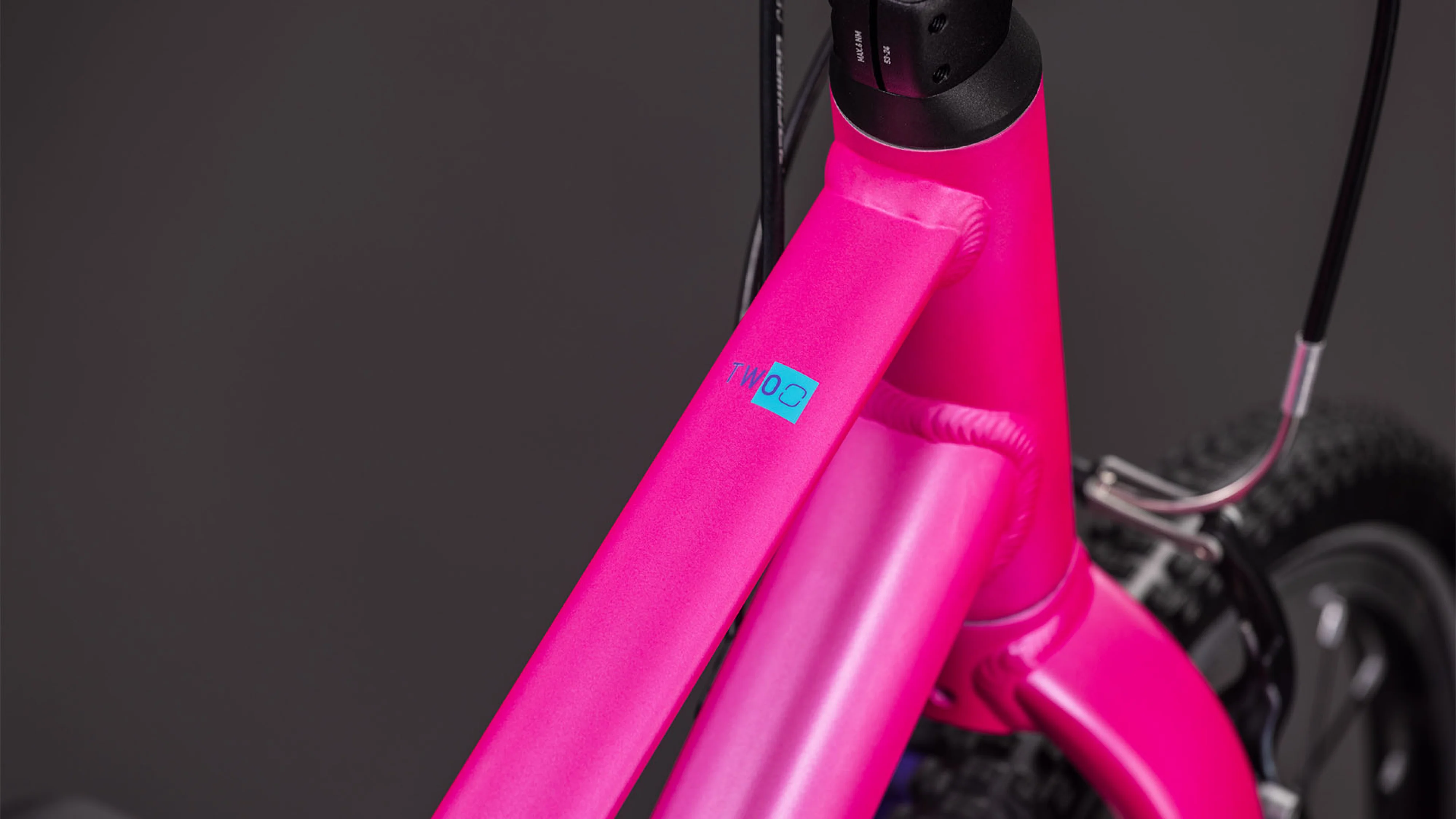 Cube Numove 200 fuchsia´n´prune (2026) - Image 2